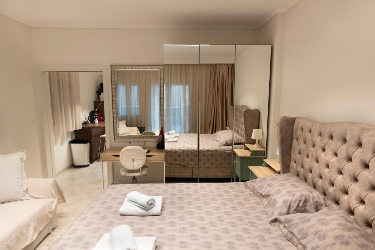 Apartamento Ag.Sofias Pedestrian Area Luxury Ap. & Big Balcony Tesalónica Exterior foto